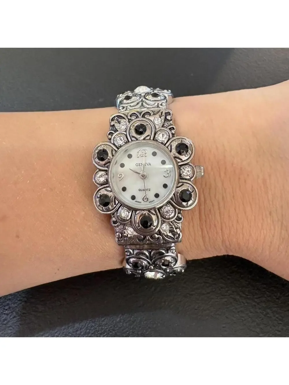 What a beautiful vintage watch#jewelry#watch#vintage#chic#silver